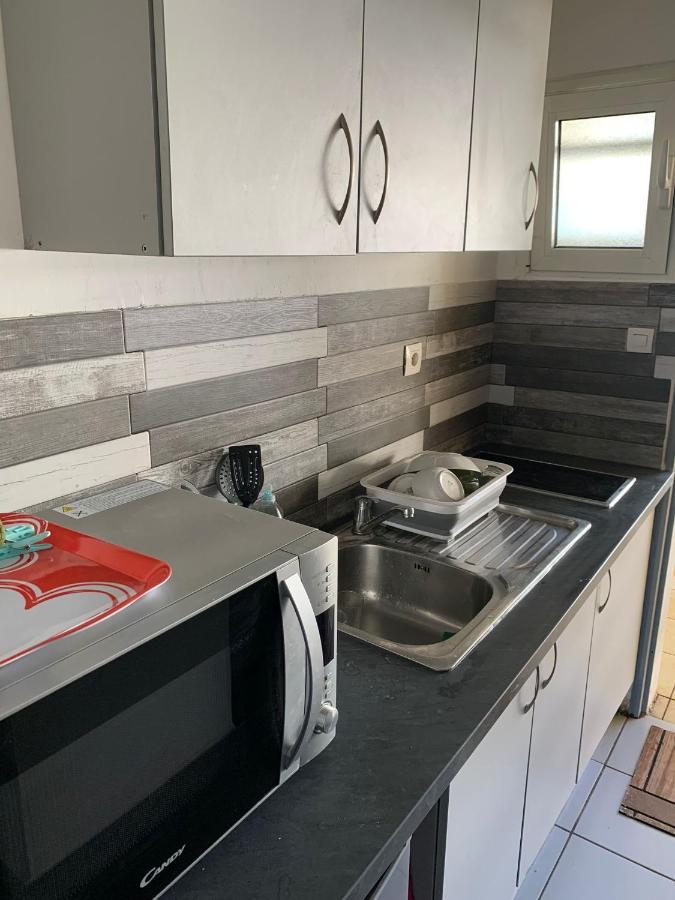 Petit Prix Et Grand Confort A Saint Gilles Les Bains Eksteriør bilde